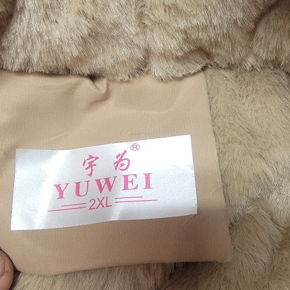 Women's Tan Fur Coat